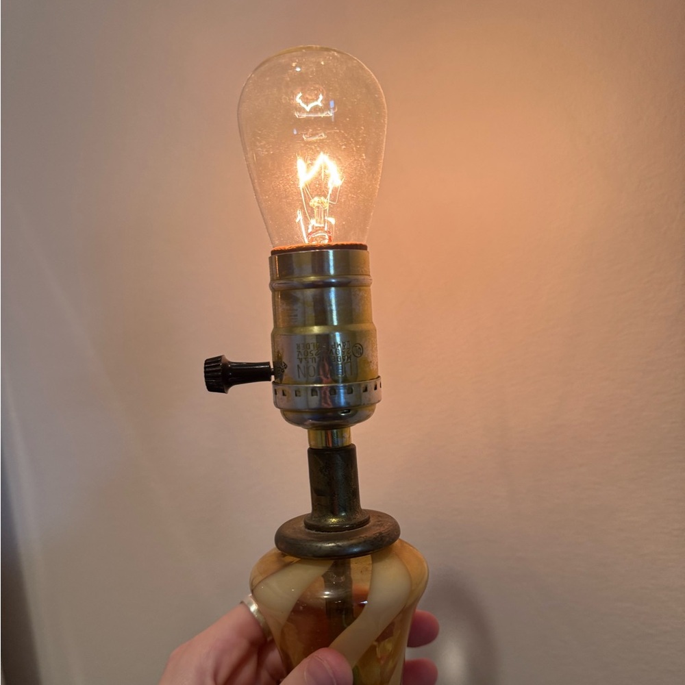 Mid Centry Modern Amber and White Swirl Murano 1960s’s Lamp Glass Empoli - Picture 11 of 11